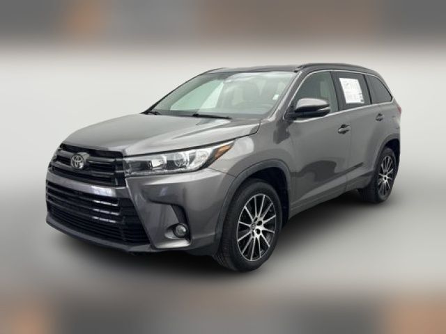 2017 Toyota Highlander SE