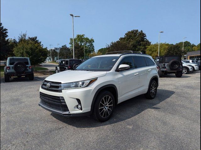 2017 Toyota Highlander SE