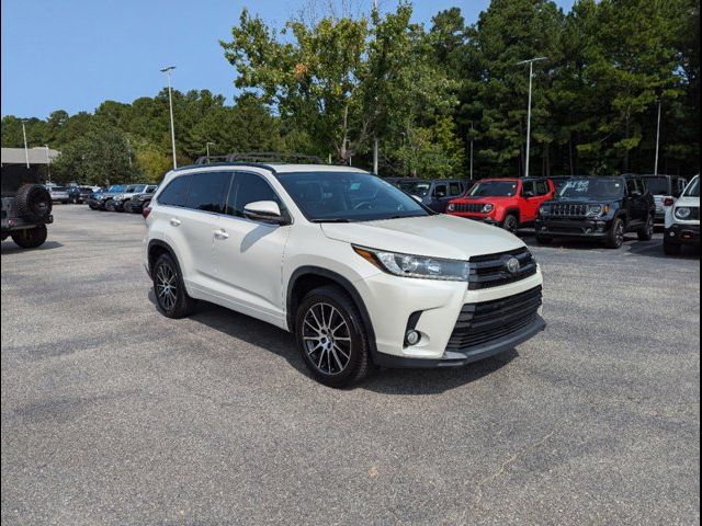 2017 Toyota Highlander SE