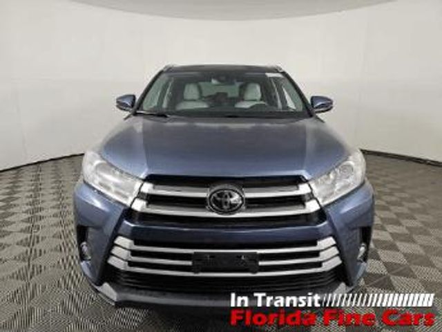 2017 Toyota Highlander XLE