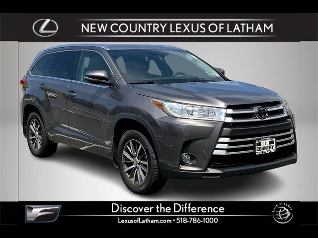 2017 Toyota Highlander 