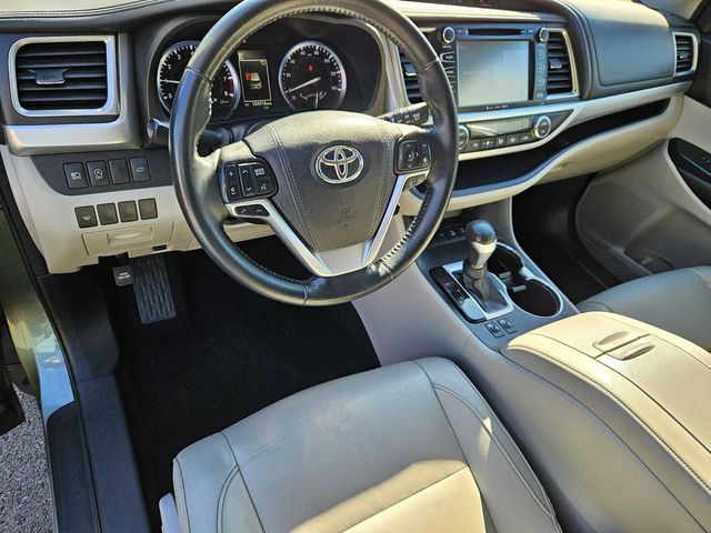 2017 Toyota Highlander XLE