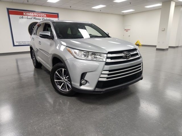 2017 Toyota Highlander XLE