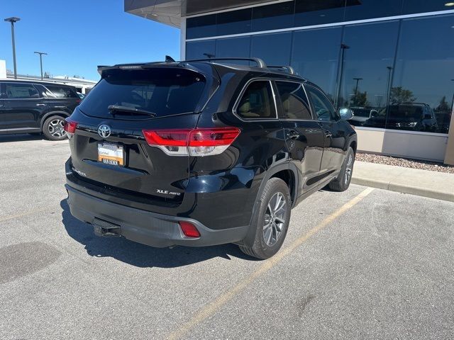 2017 Toyota Highlander XLE