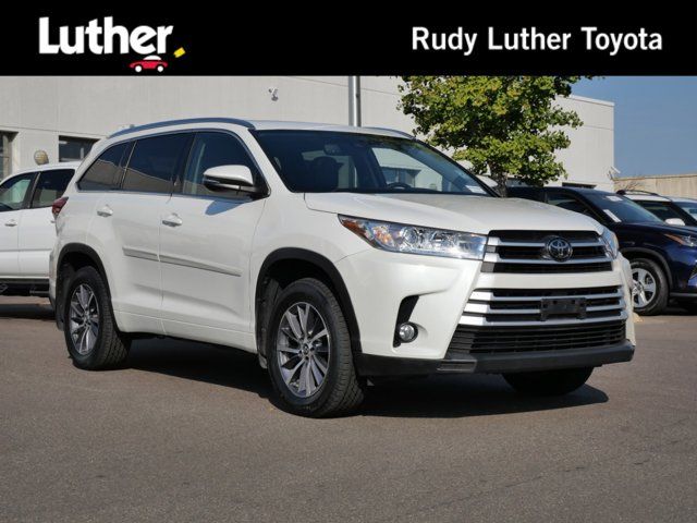 2017 Toyota Highlander XLE