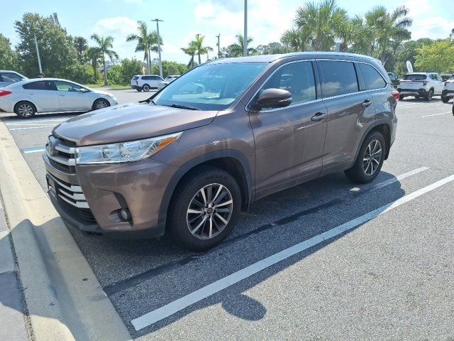 2017 Toyota Highlander XLE