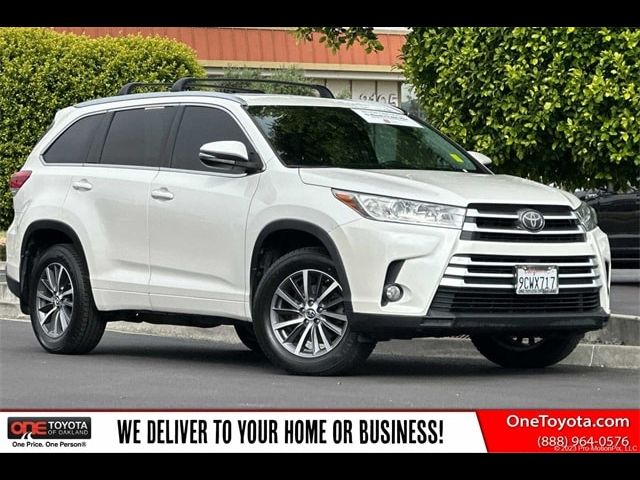 2017 Toyota Highlander XLE