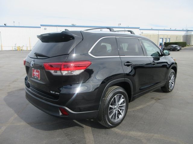 2017 Toyota Highlander XLE