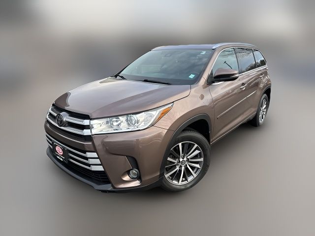 2017 Toyota Highlander 