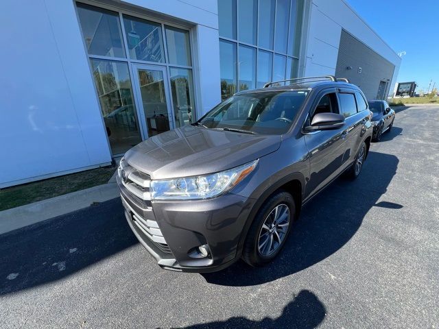 2017 Toyota Highlander 