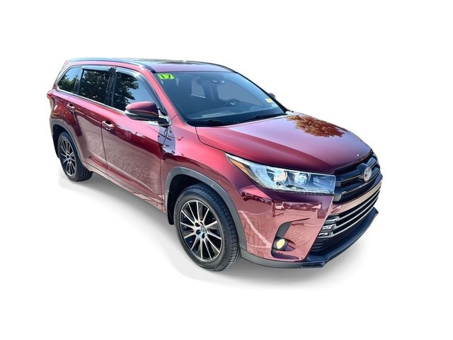 2017 Toyota Highlander SE