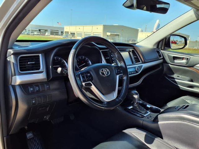 2017 Toyota Highlander XLE