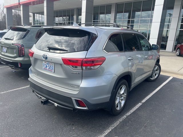 2017 Toyota Highlander 