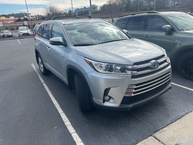 2017 Toyota Highlander 