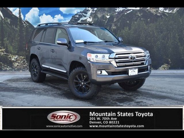 2017 Toyota Land Cruiser Base