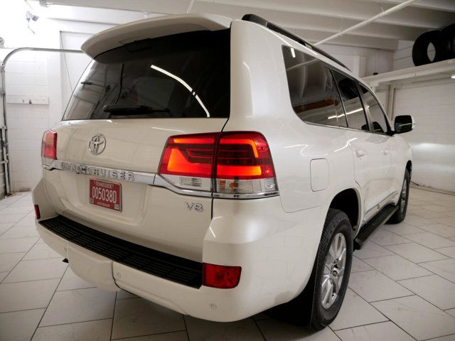 2017 Toyota Land Cruiser Base