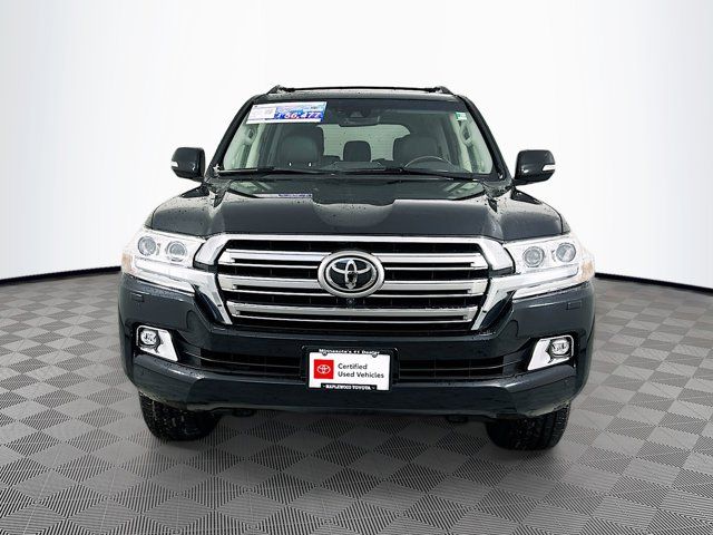 2017 Toyota Land Cruiser Base