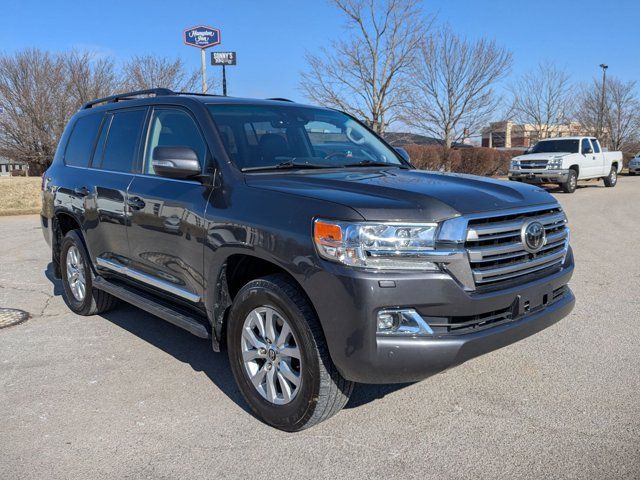 2017 Toyota Land Cruiser Base