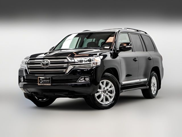 2017 Toyota Land Cruiser Base