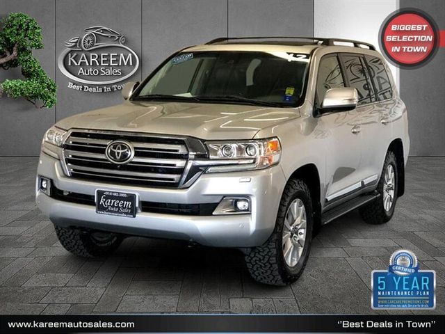 2017 Toyota Land Cruiser Base