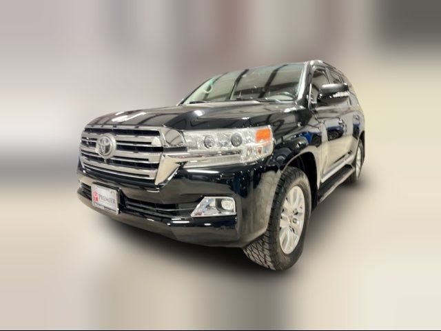 2017 Toyota Land Cruiser Base