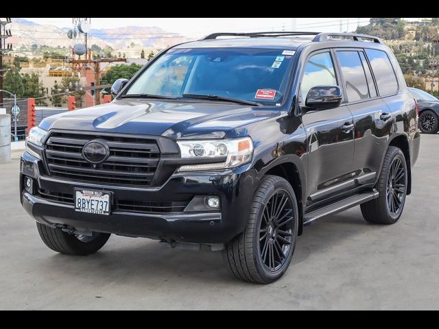 2017 Toyota Land Cruiser Base