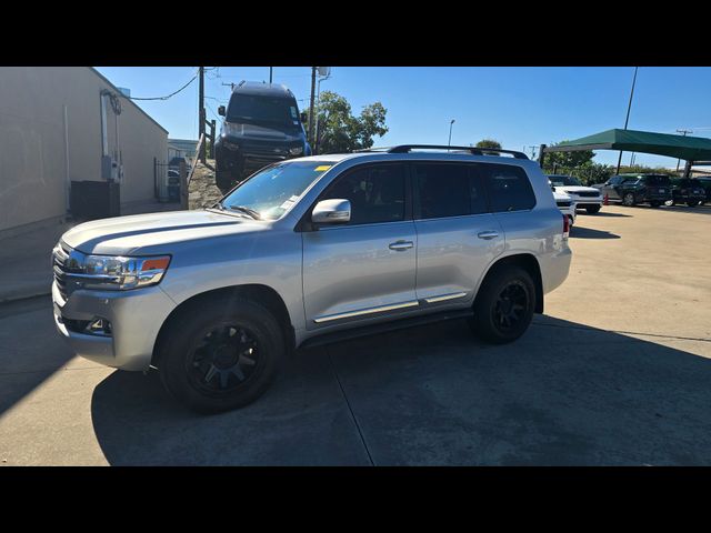 2017 Toyota Land Cruiser Base