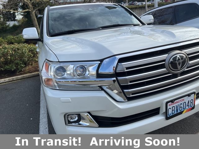 2017 Toyota Land Cruiser Base