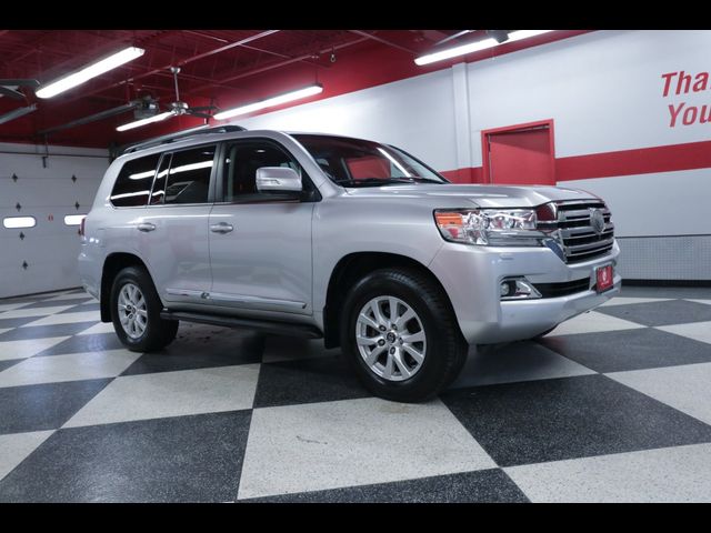 2017 Toyota Land Cruiser Base