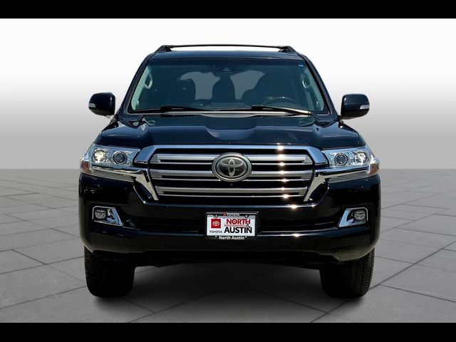 2017 Toyota Land Cruiser Base