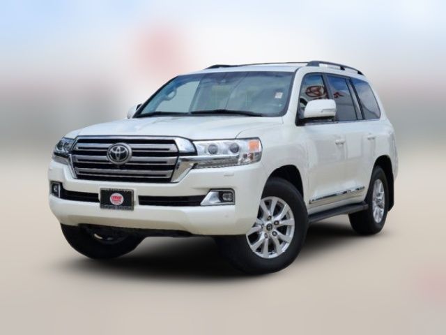 2017 Toyota Land Cruiser Base