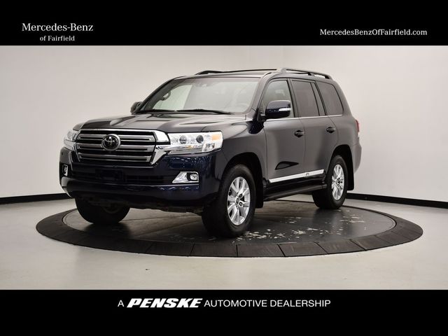 2017 Toyota Land Cruiser Base