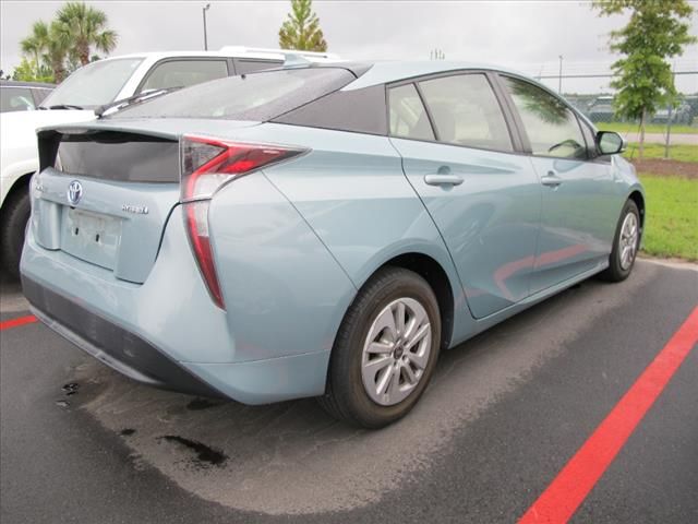 2017 Toyota Prius 