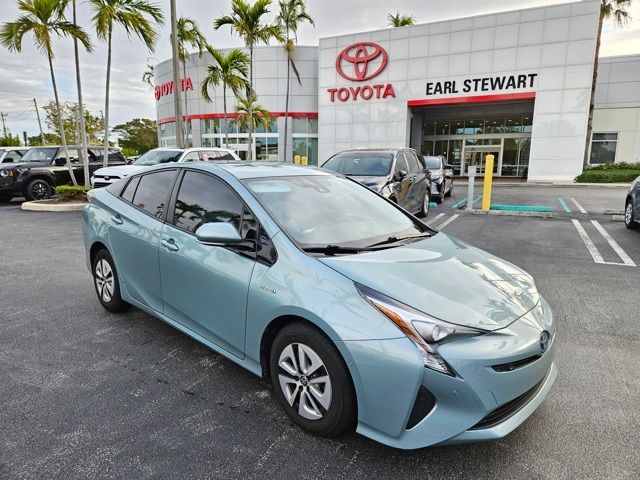 2017 Toyota Prius Four