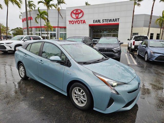 2017 Toyota Prius Four