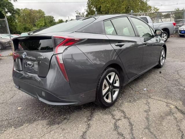 2017 Toyota Prius Four