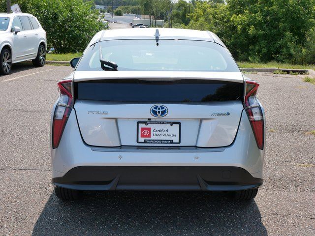 2017 Toyota Prius Four Touring