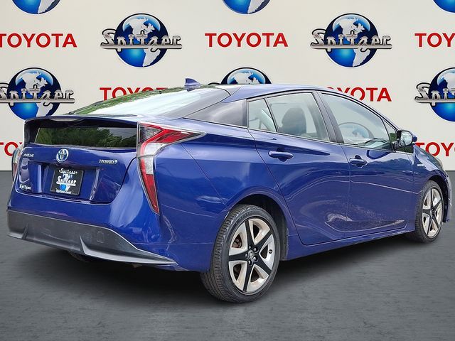 2017 Toyota Prius Four Touring