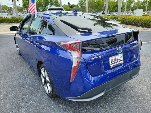 2017 Toyota Prius Three Touring