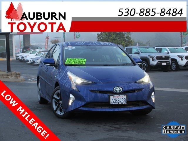 2017 Toyota Prius Three Touring