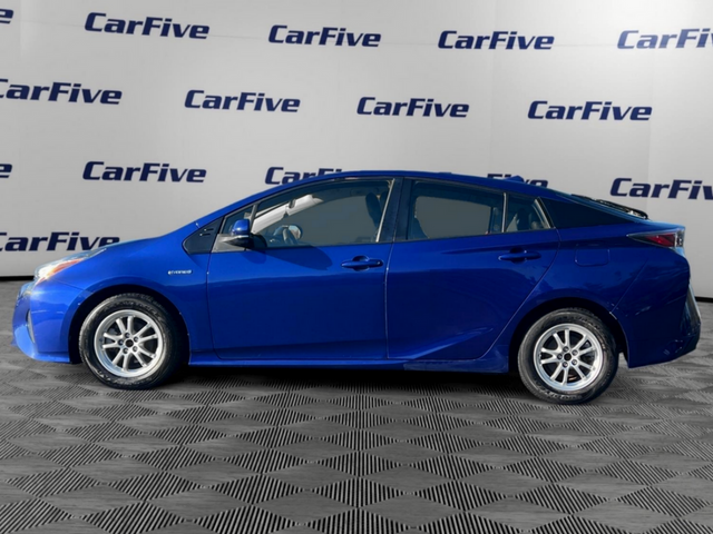 2017 Toyota Prius Two