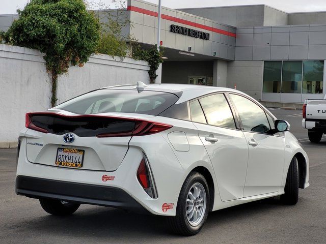 2017 Toyota Prius Prime 