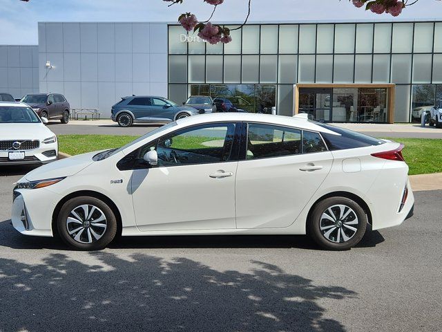 2017 Toyota Prius Prime 