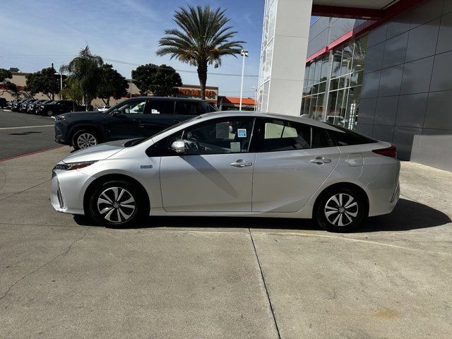 2017 Toyota Prius Prime Plus