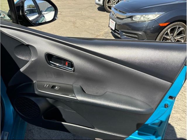 2017 Toyota Prius Prime 