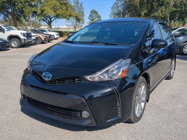 2017 Toyota Prius v Five