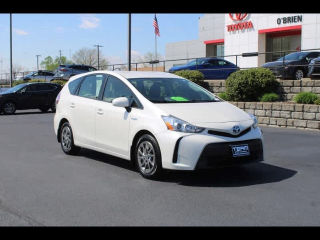 2017 Toyota Prius v Four