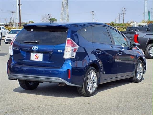 2017 Toyota Prius v Two