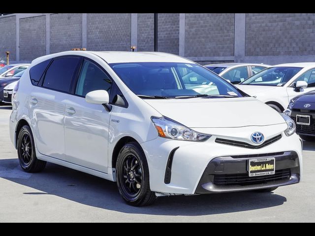 2017 Toyota Prius v Two