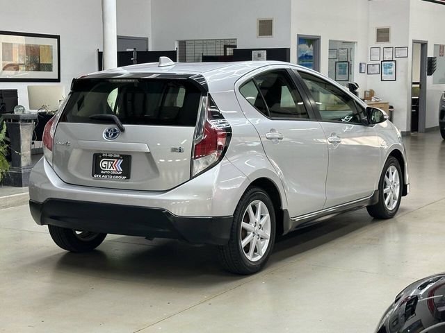 2017 Toyota Prius c Four